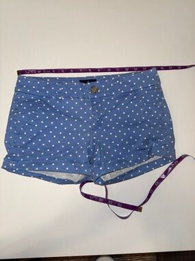 American Eagle Outfitters Light Blue Polka Dot Cuffed midi Shorts size 2